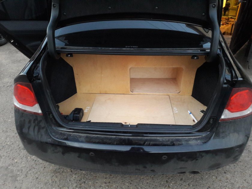 Багажник Хонда Цивик 4д