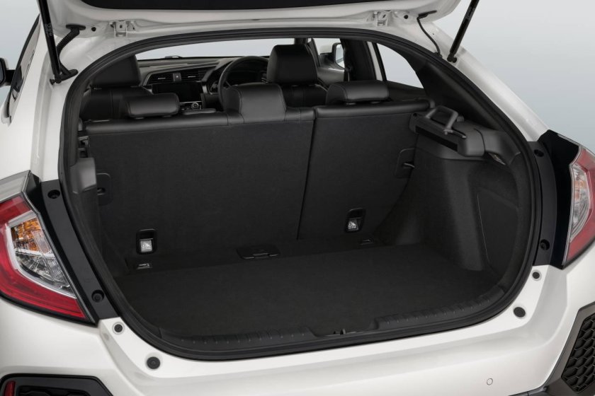 Хонда Цивик хэтчбек багажник