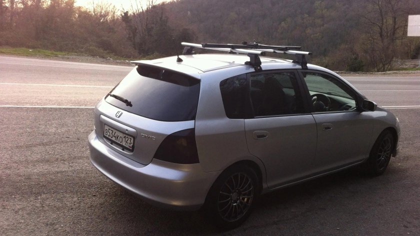 Хонда Цивик хэтчбек багажник на крышу