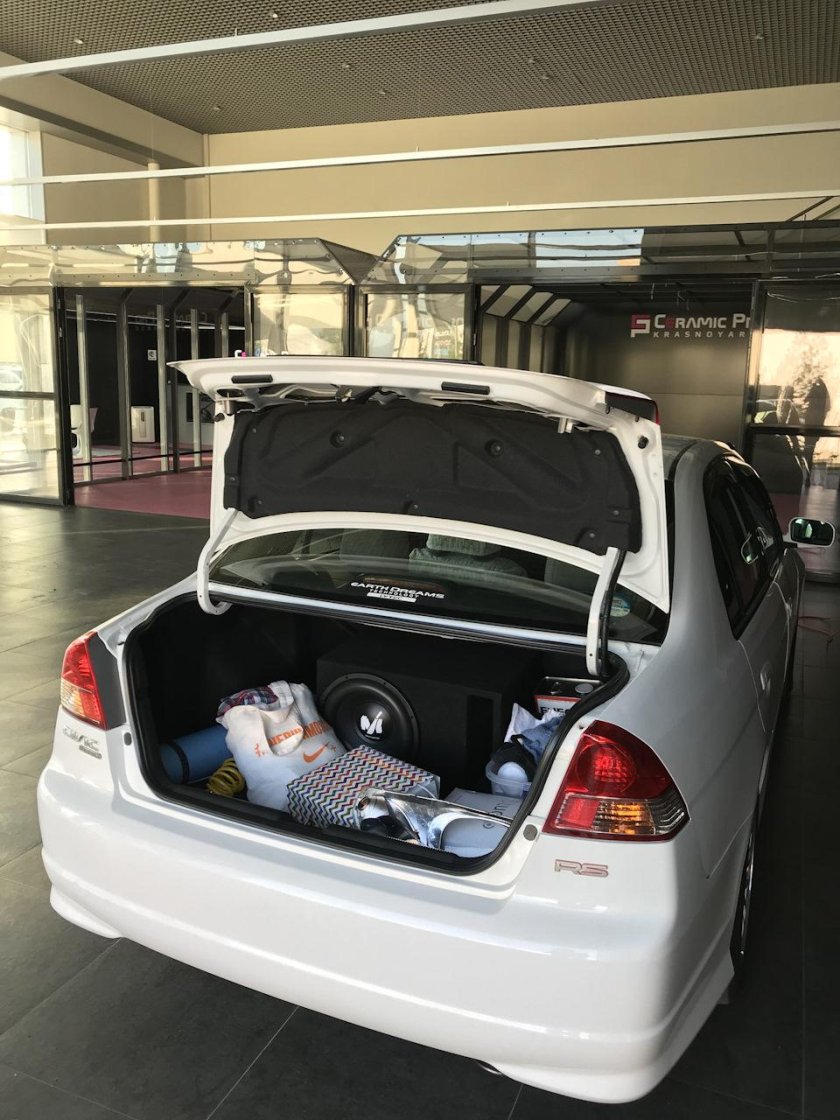 Honda Civic Ferio багажник