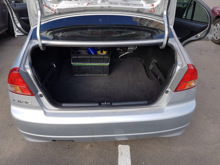 Хонда Цивик 6 седан багажник