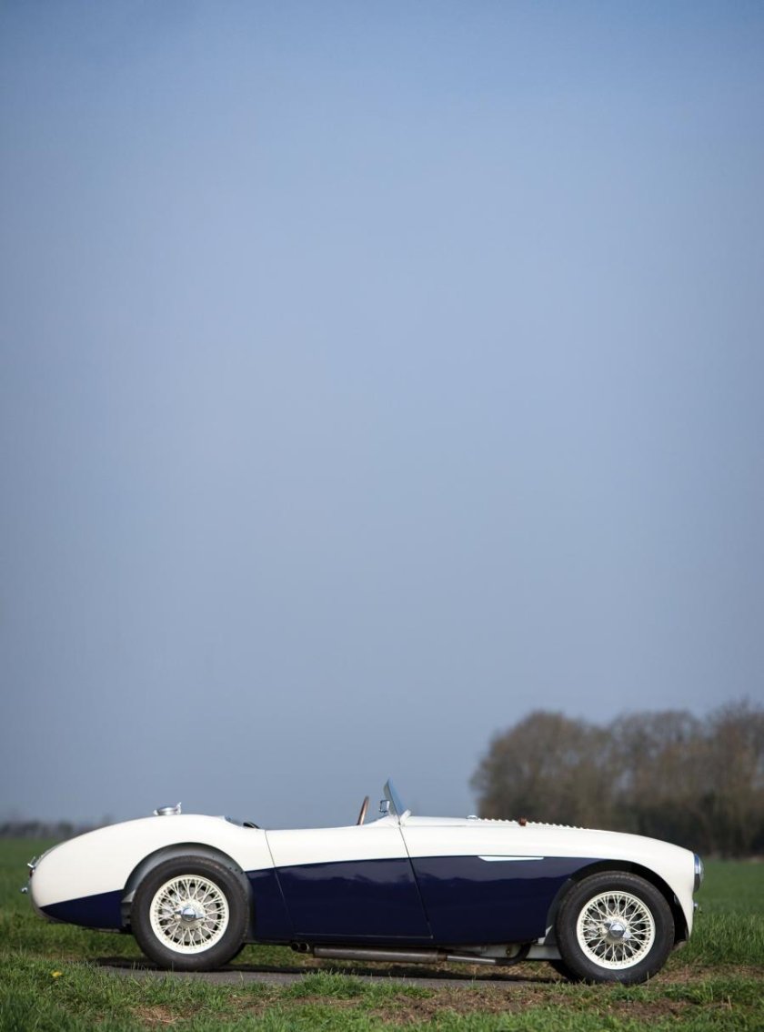 Форд ГТ 40 родстер