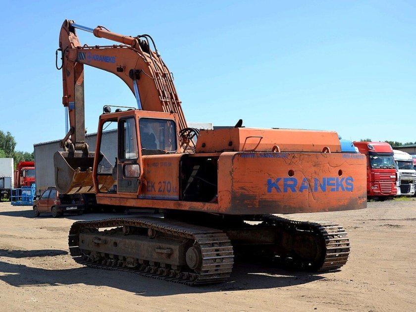 Экскаватор Кранэкс ЕК-270