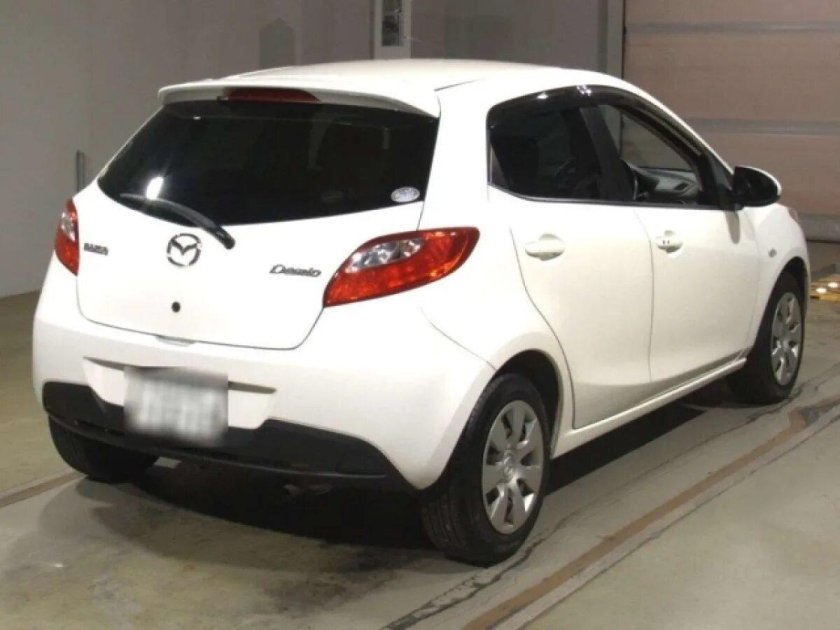 Mazda Demio 2012