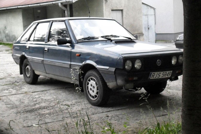 Фиат Полонез