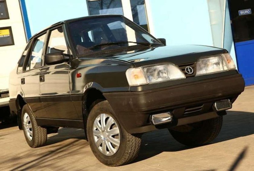 Узкий автомобиль