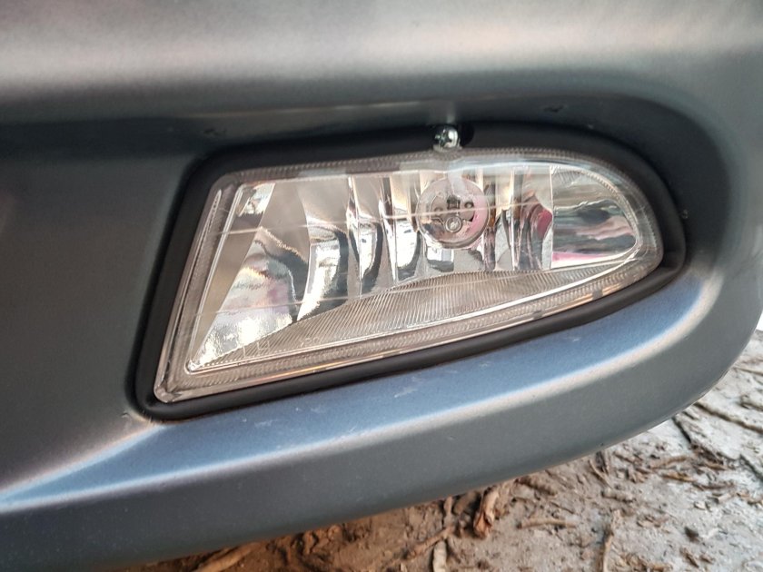 Хендай акцент ТАГАЗ 2008 противотуманки