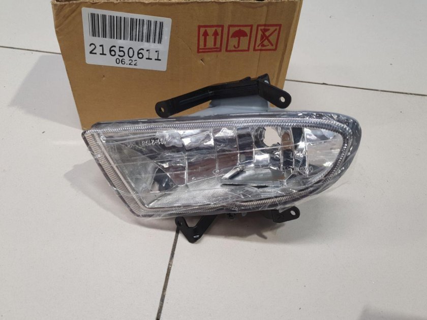 Фара Hyundai Kia OEM 9220225000