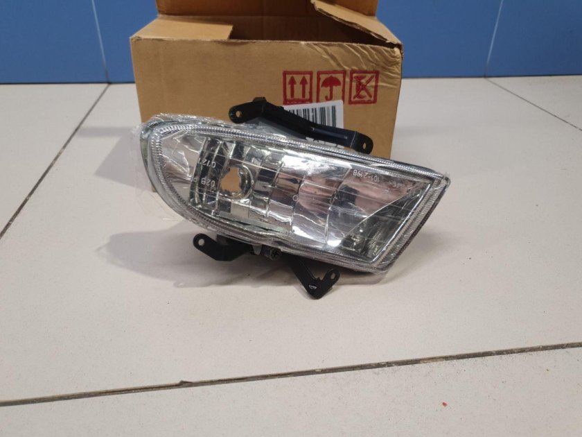 Фара противотуманная левая акцент не ТАГАЗ 92201-25500