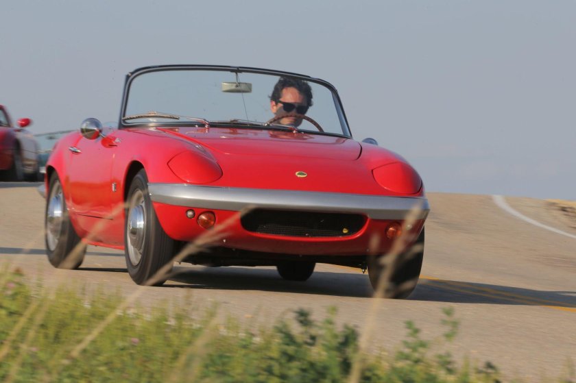 Lotus elan vs Mazda mx5