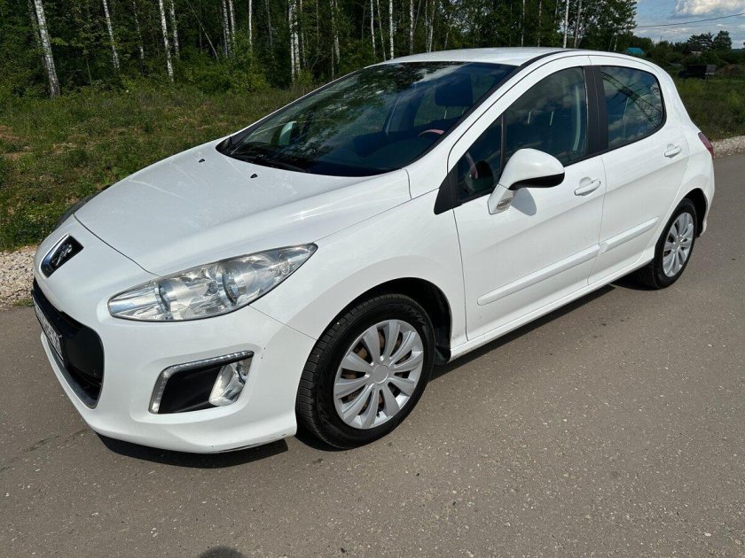 308 Пежо 2008 и Рестайлинг