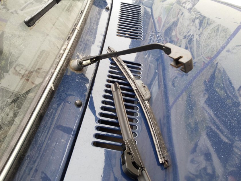 Бескаркасные дворники на ВАЗ 2107