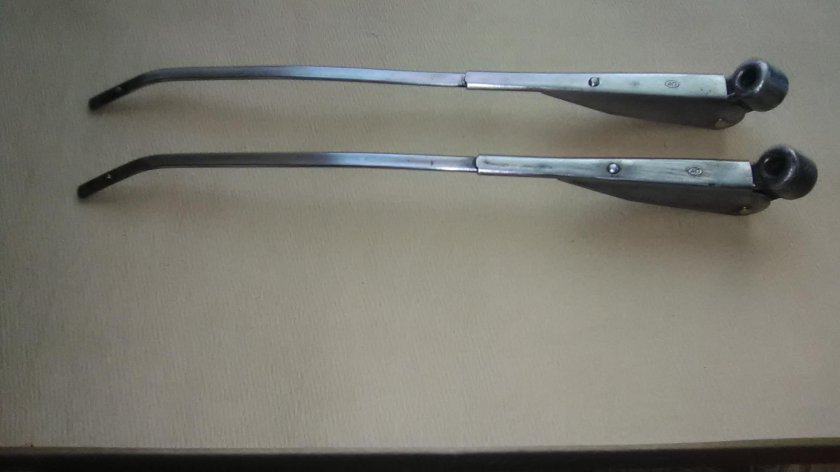 Рычаг стеклоочистителя ВАЗ 2107