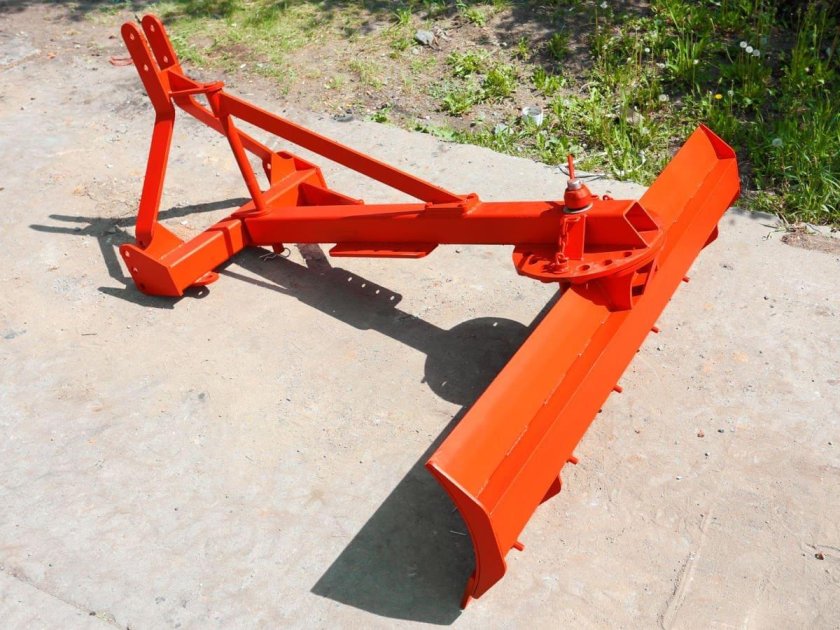 Грейдер поворотный (н16.00.250-01)