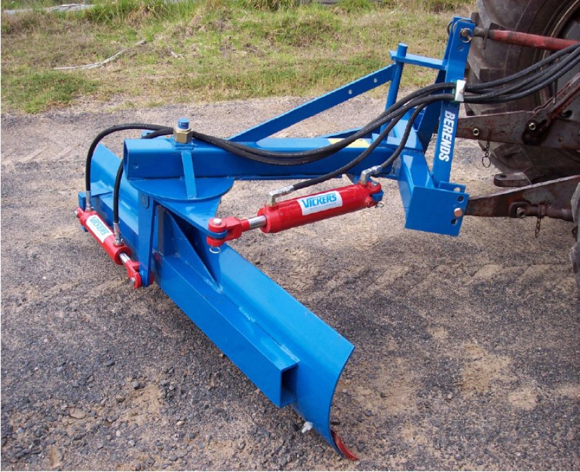 Грейдер на МТЗ 82 навесной