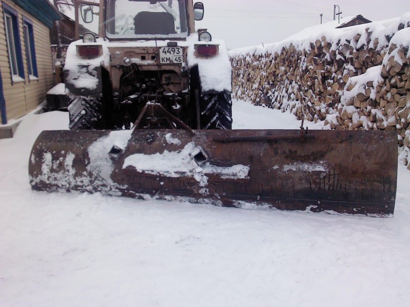 Задний отвал на МТЗ 80