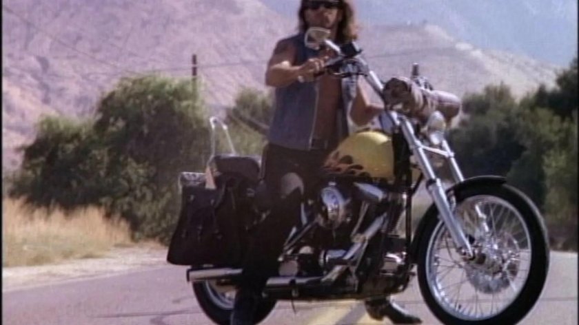 Отступник сериал Лоренцо Ламас