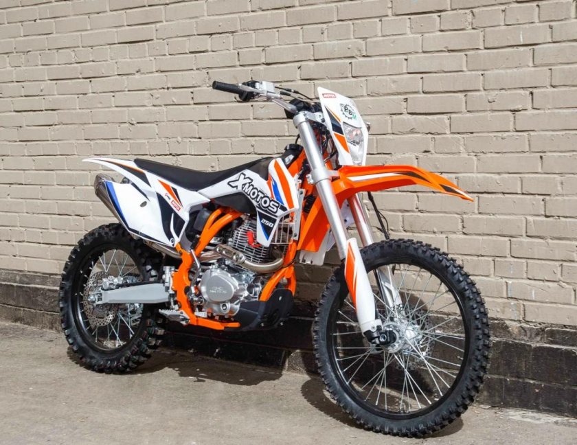 Мотоцикл кроссовый Xmotos Racer Pro 250