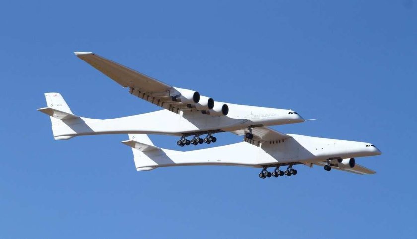 Stratolaunch model 351