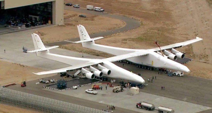 Самолет Roc Stratolaunch