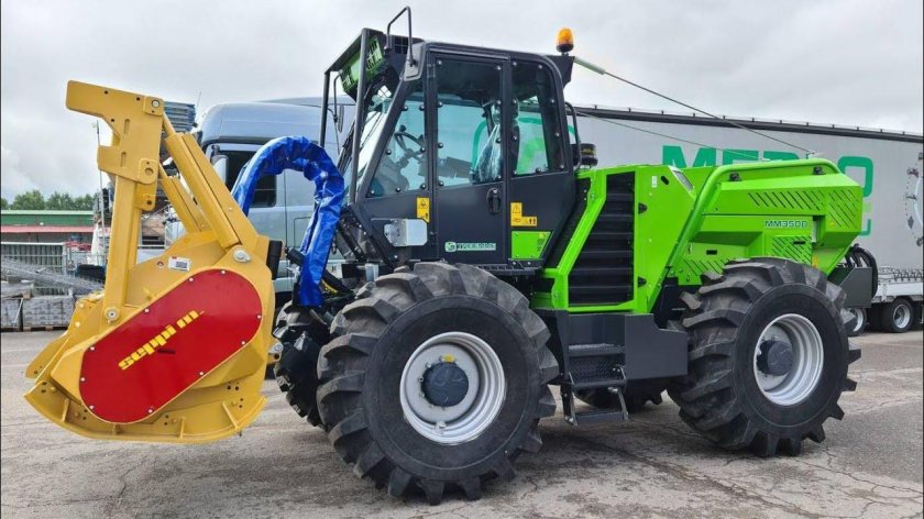 Трактор МФ 705