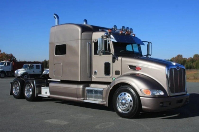 Петербилт 387