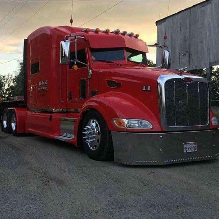 Peterbilt 387 Custom