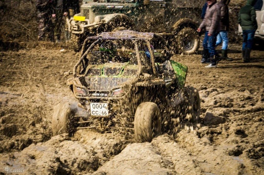 Гоночные машины по бездорожью