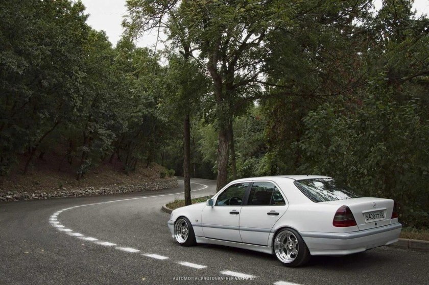 Mercedes w202 stance