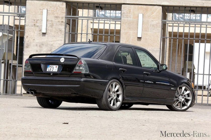 Мерседес 202 АМГ 55