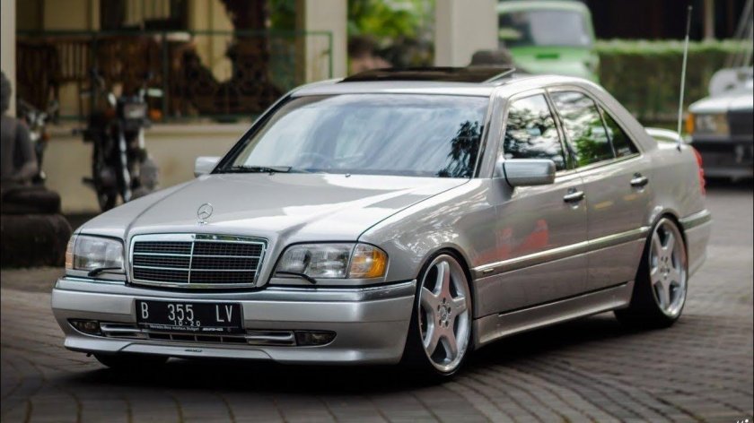 Мерседес w202