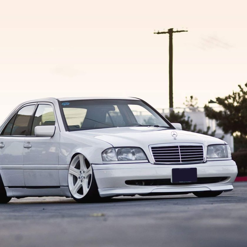 Мерседес Бенц w202