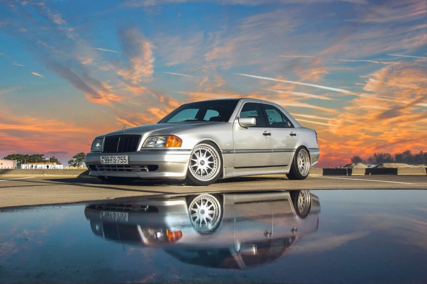 Mercedes Benz c class w202 AMG