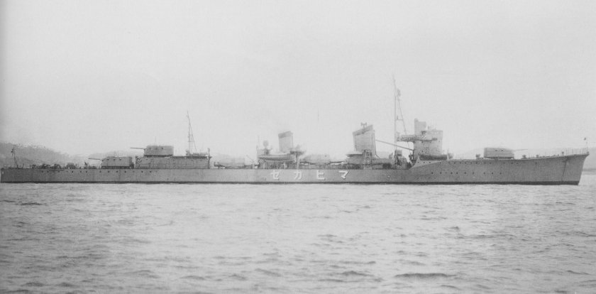 Югумо эсминец