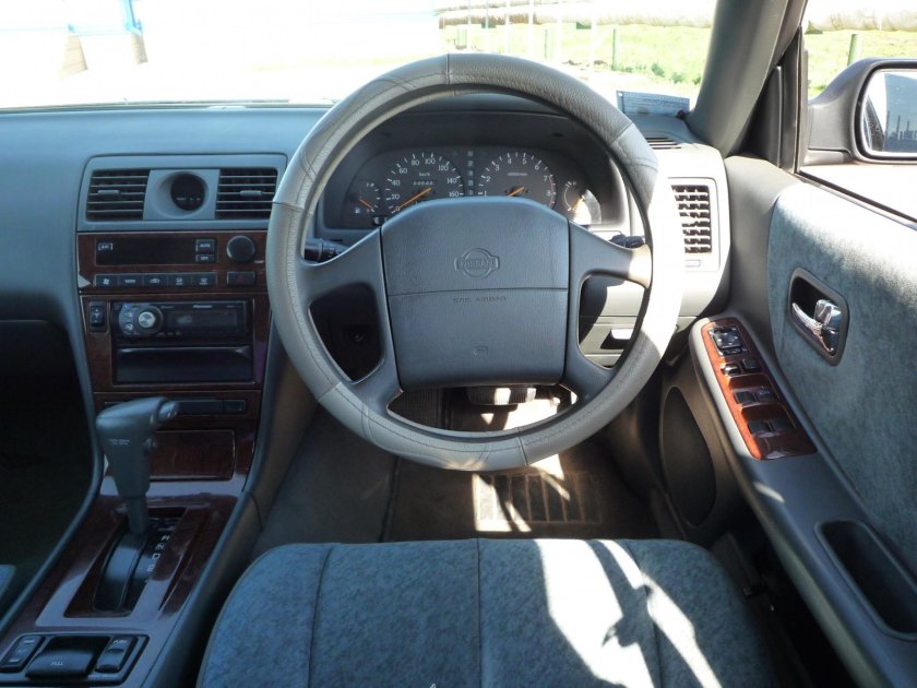 Nissan Laurel c34 салон