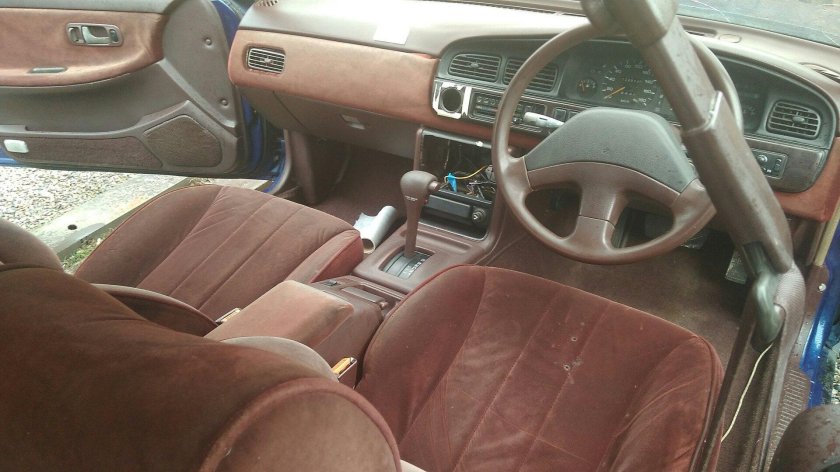 Ниссан Лаурель 33 салон