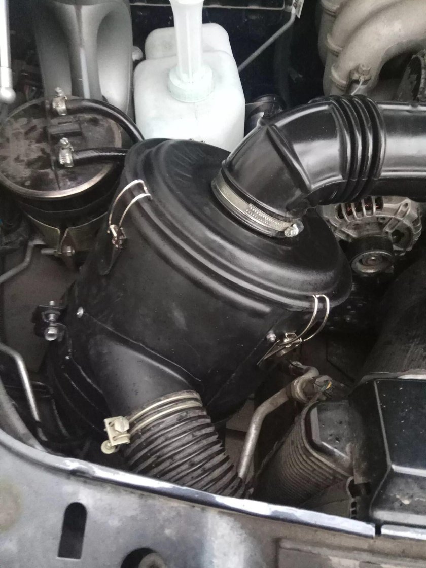 Корпус воздушного фильтра УАЗ Патриот ЗМЗ 409