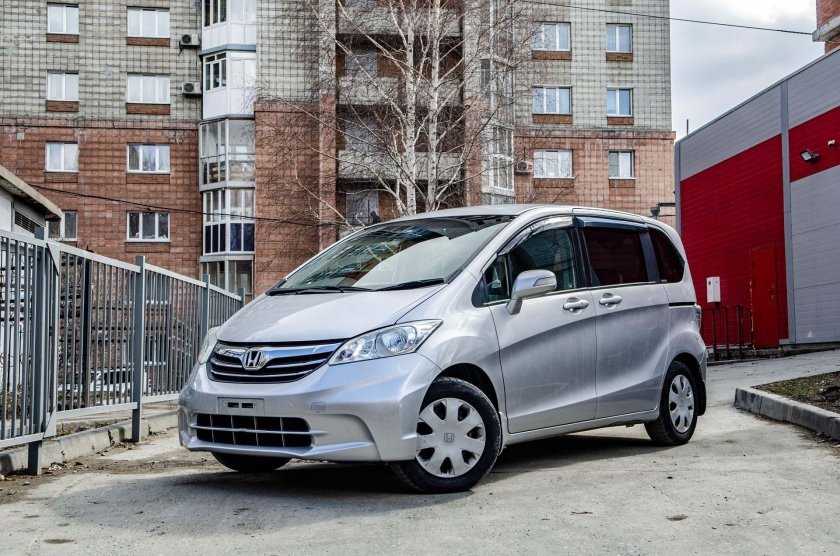 Хонда Фрид 2022