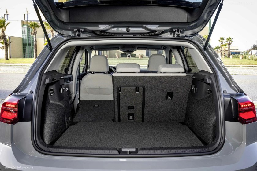 Volkswagen Golf багажник