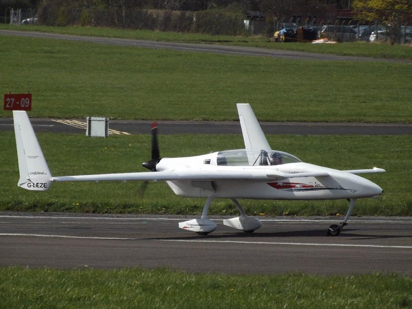 Rutan model 61 long-ez