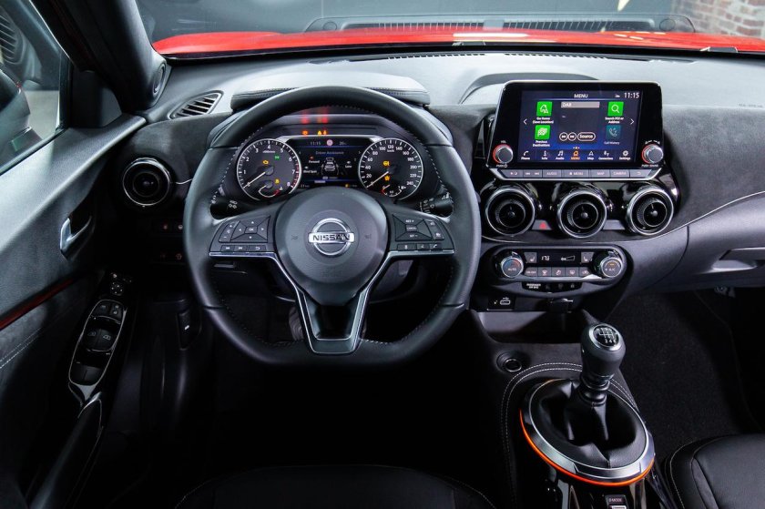 Nissan Juke 2021 салон