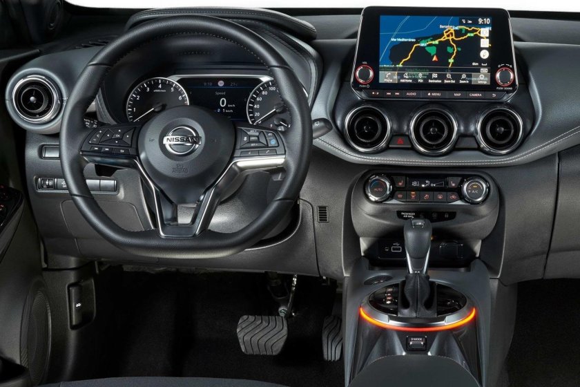 Nissan Juke 2021 салон