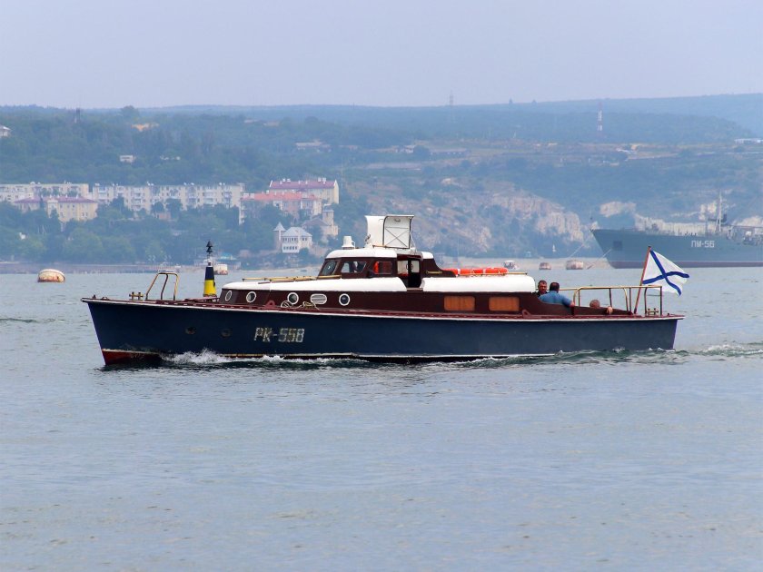 Рейдовый катер РК-369