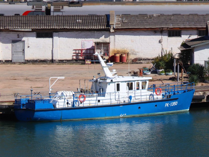 Катера и паромы Севастополя