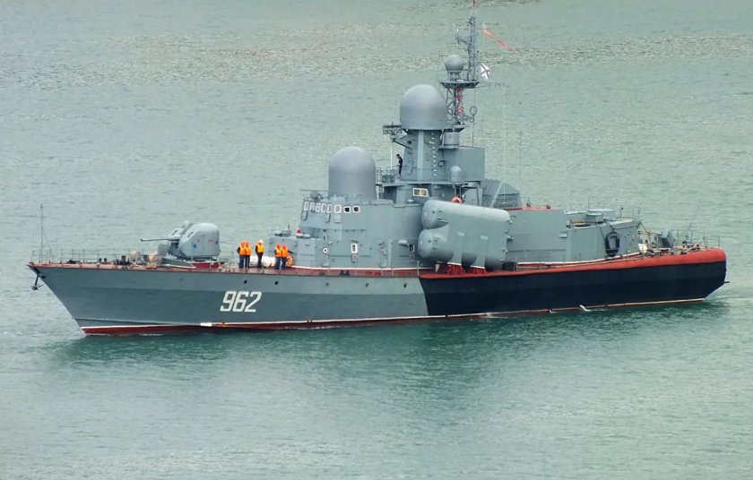 Ракетный катер KCR-60