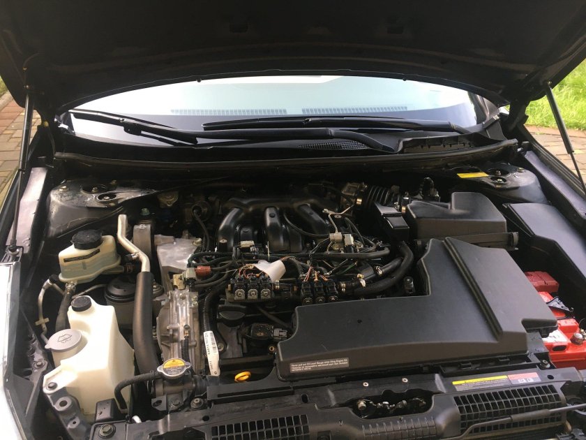 Под капот Ниссан Teana j32