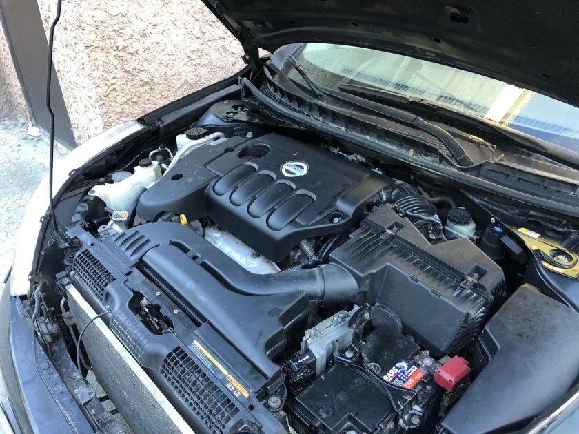Nissan Teana j32 2.5 подкапотное