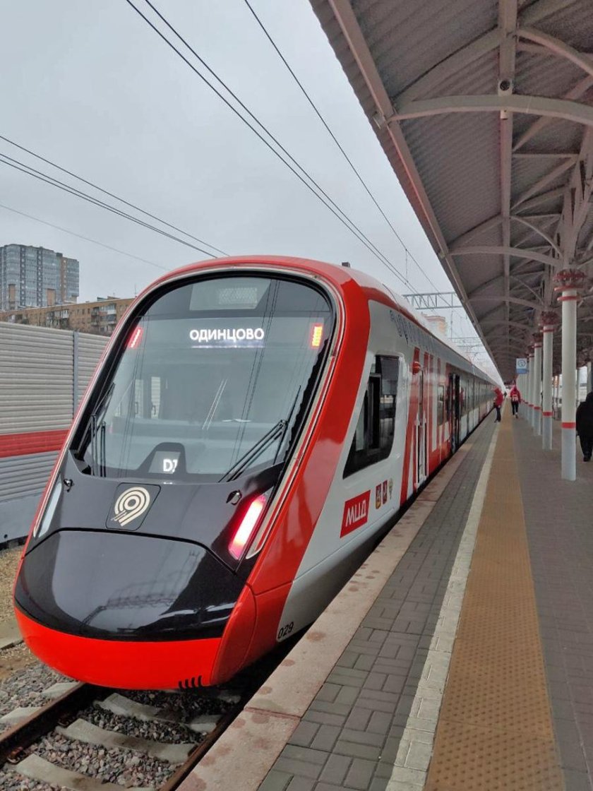 Иволга электропоезд МЦД 2