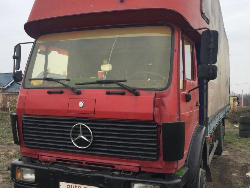 Мерседес 809d