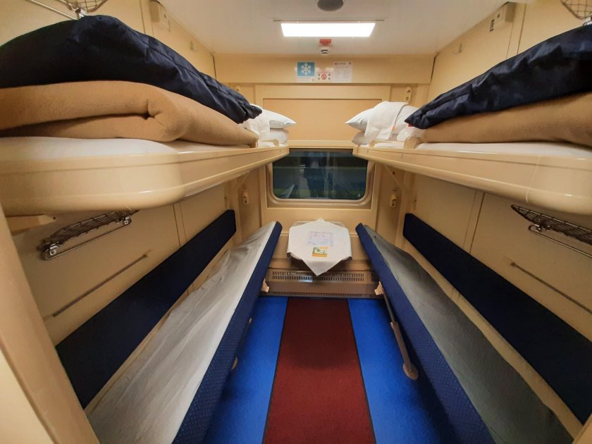 Двухэтажный вагон РЖД купе